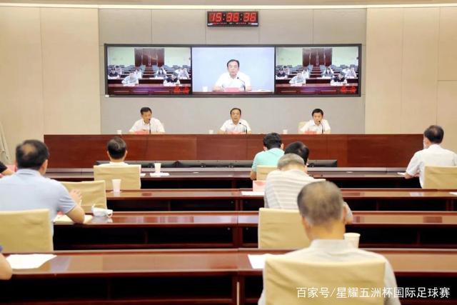 马刺新阵容首战大胜国王，球员表现亮眼